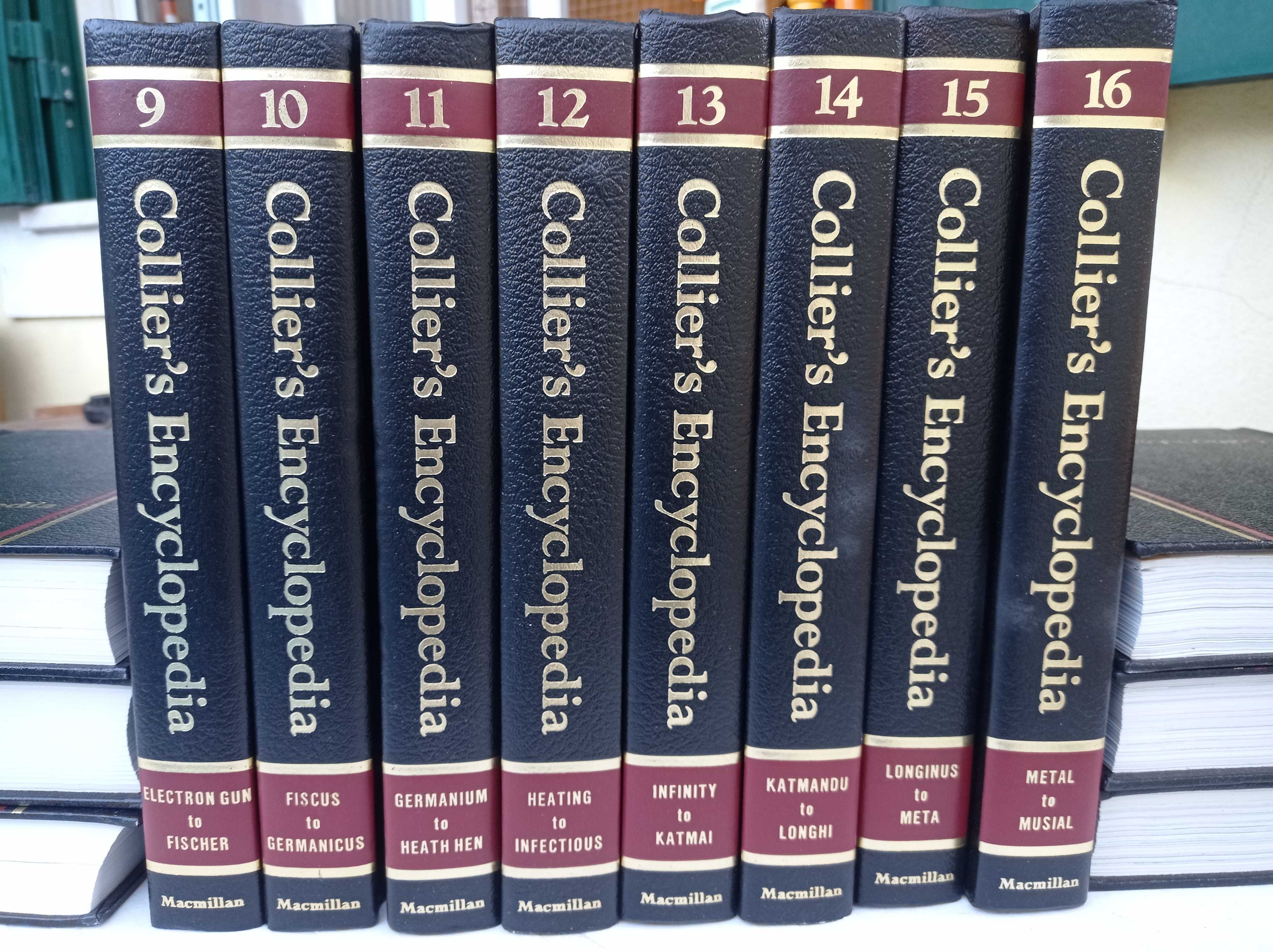 Encyclopedia Collier's (32 livros)