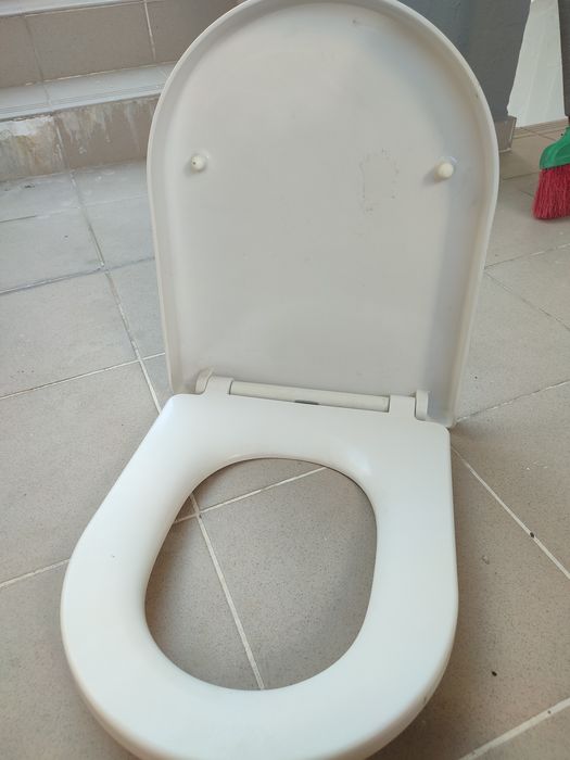 Tampo de sanita como novo