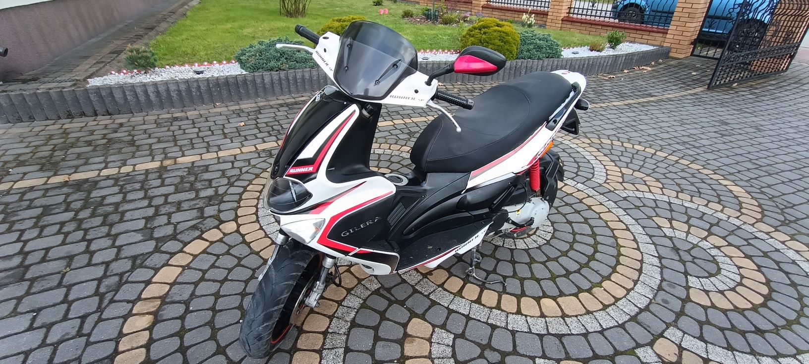 Gilera Runner 50 2009 Kielce Aerox Sr peugeot