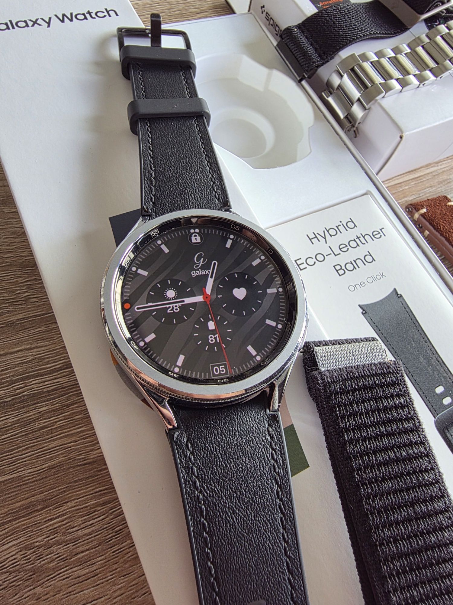 Samsung Galaxy Watch 6 Classic 47mm Prateado (Silver) + extras