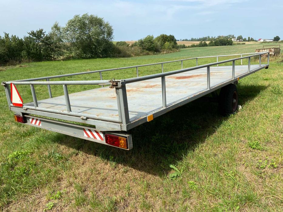 Przyczepa do siana/słomy + inne w treści