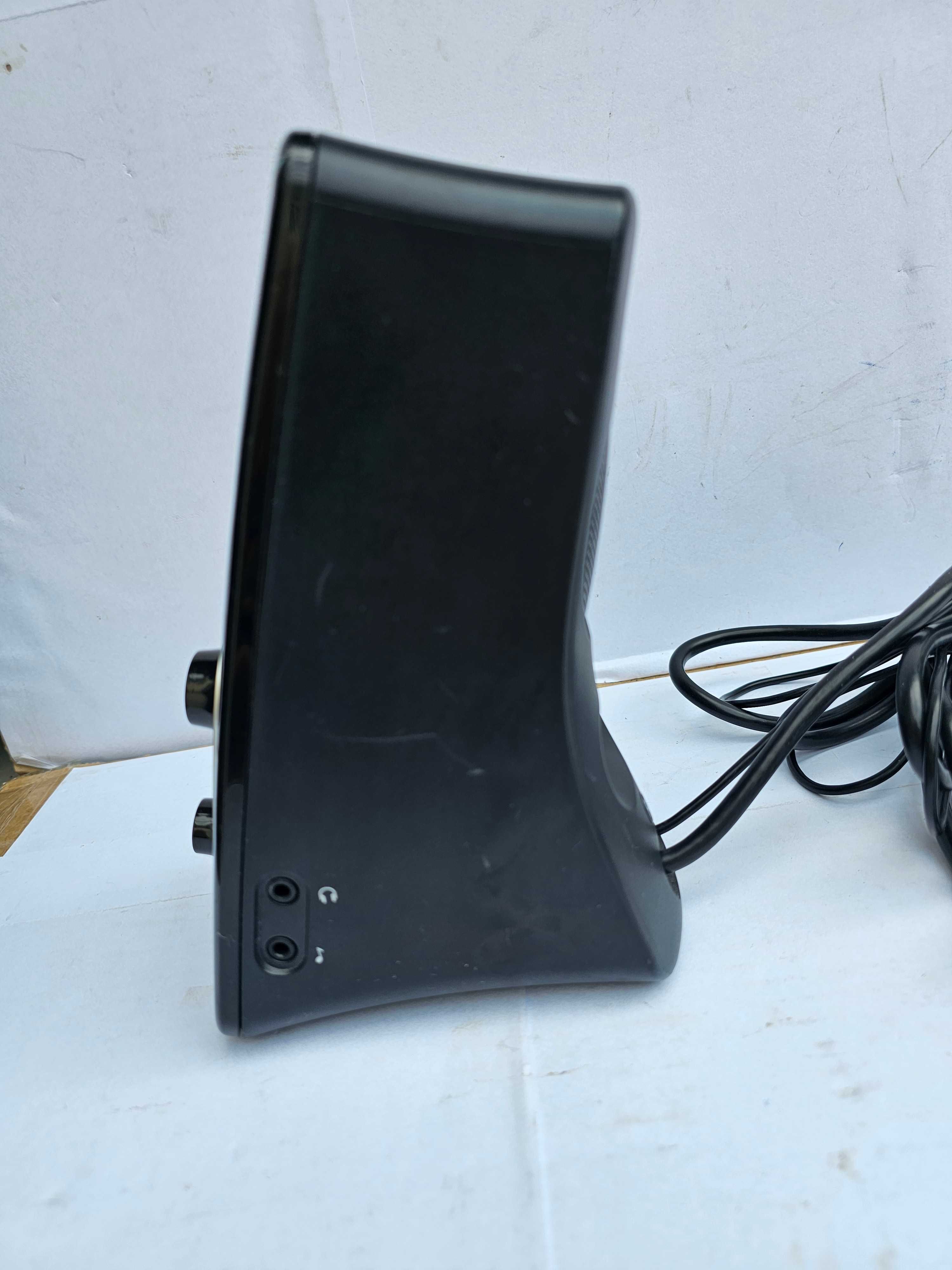 Głośniki LOGITECH Z-523 - z jednym głośnikiem sterującym 40W-aktualne