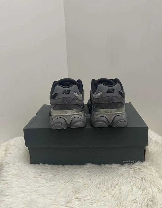 "koszykówki "New_Balance_9060_Black_Castlerock_Grey R. 44