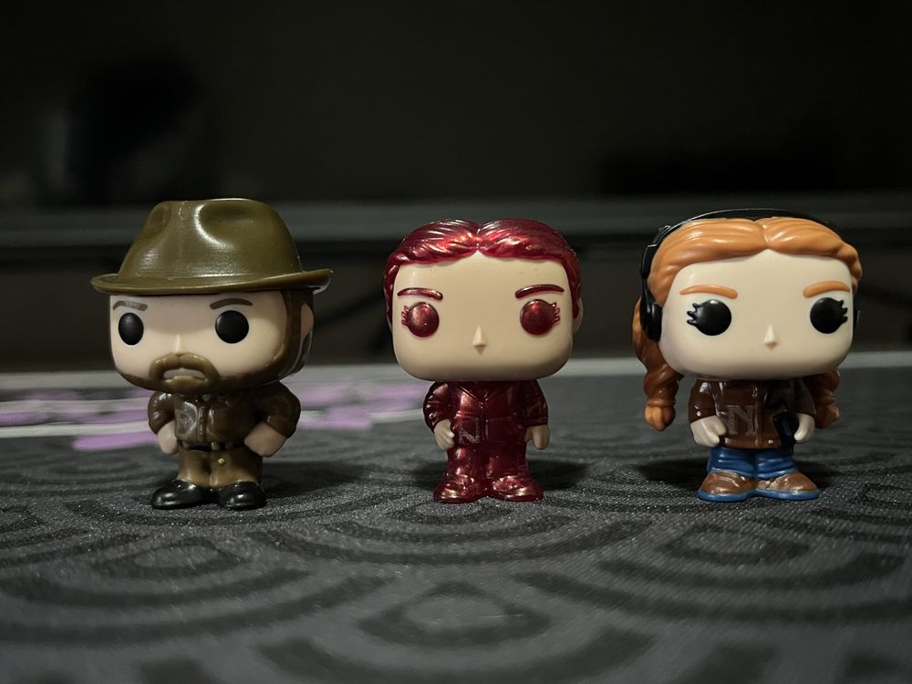 Kinder joy stranger things