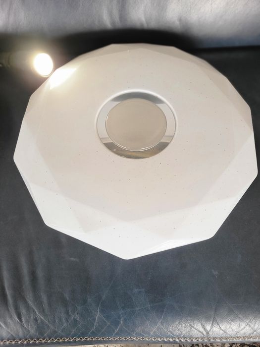 Sprzedam lampy do pokoju i salonu