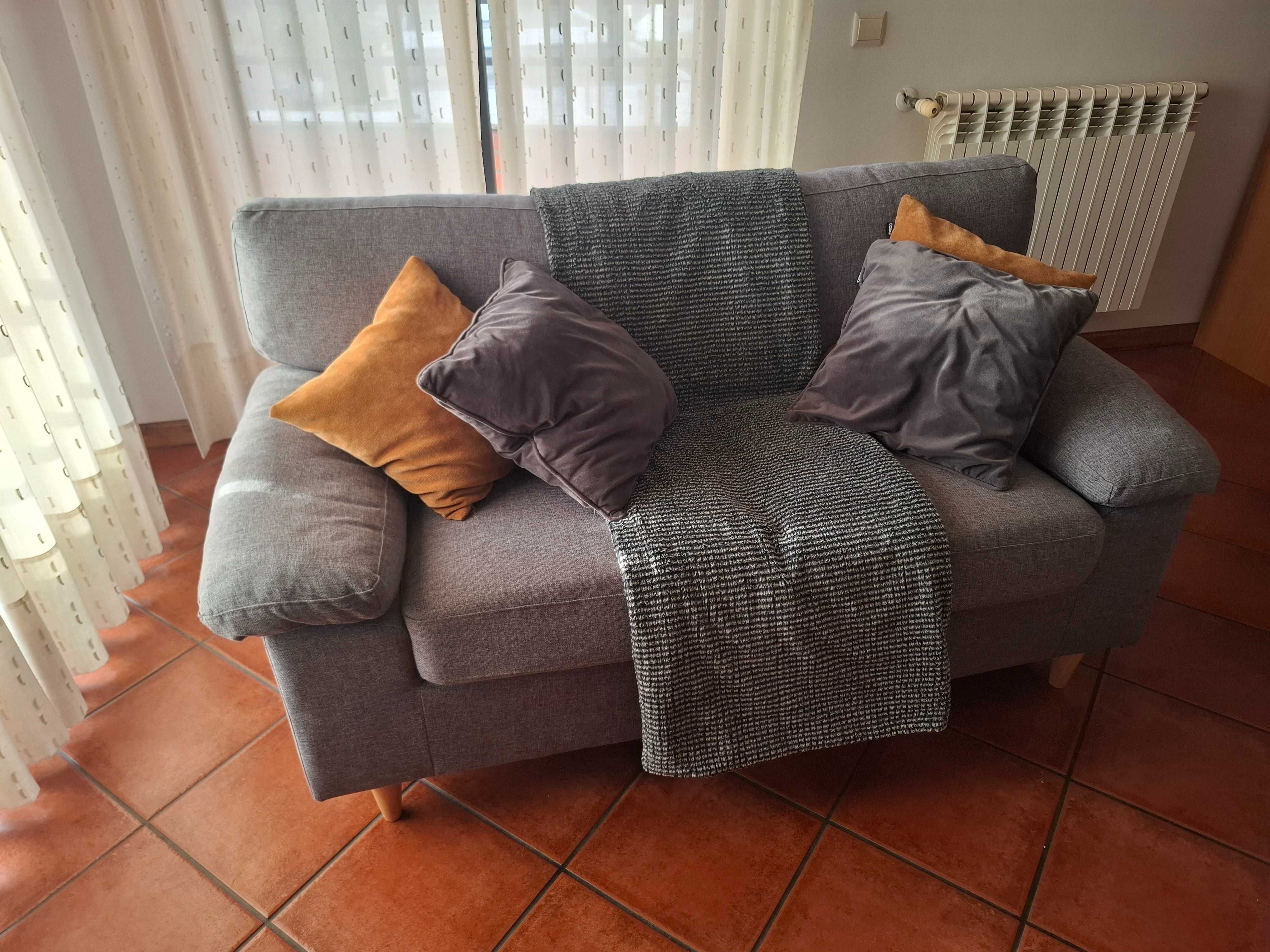 sofas (2) como novos