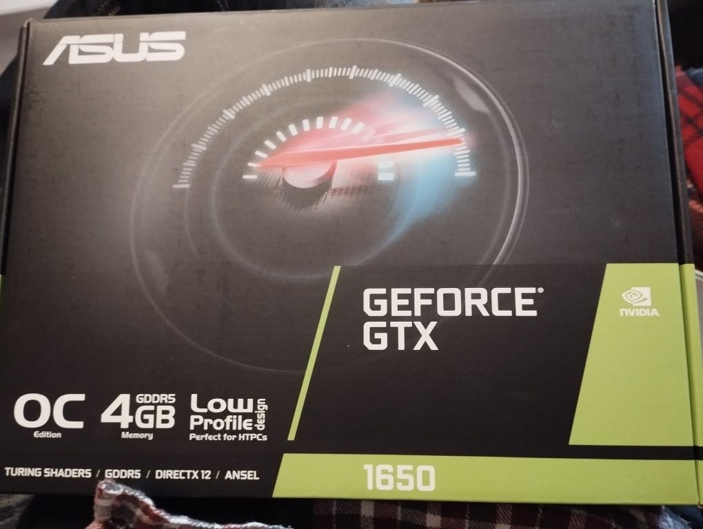 Karta graficzna GeForce GTX 1650 OC prawie nowa 4gb Asus low profile