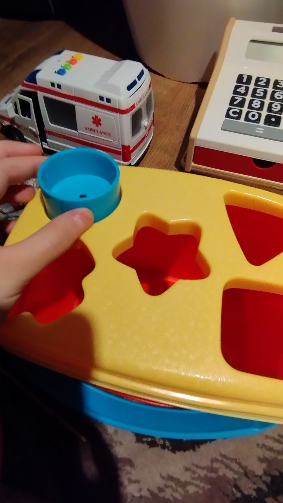 Wiaderko Fisher Price klocki edukacyjne malucha zabawka sensoryczna