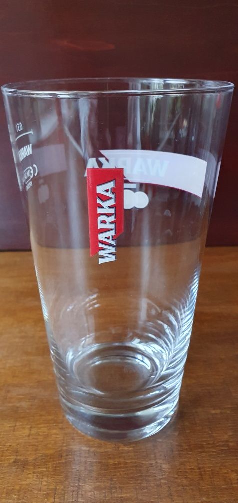 Sześć szklanek do piwa Warka + siódma gratis jeżeli odbiór osobisty.