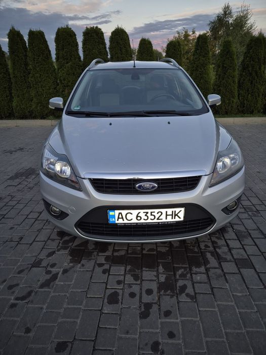 Продам ford focus 2010р 1.6 бензин