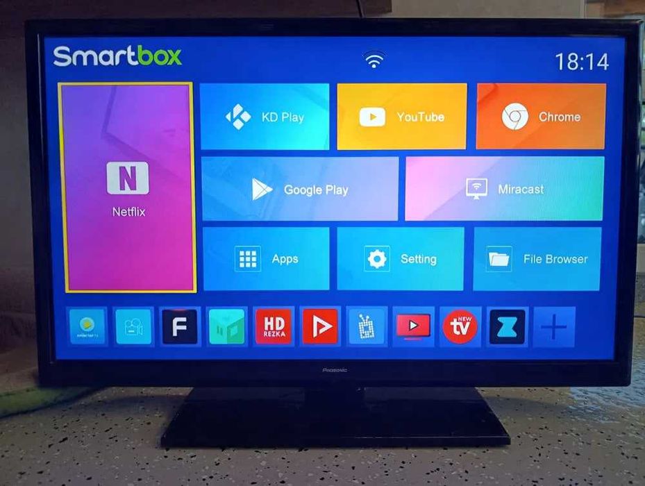 Телевізор 32" Full-HD з Європи