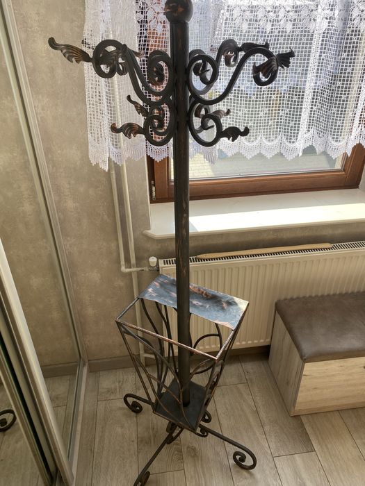 Wieszak wolnostojący rękodzieło