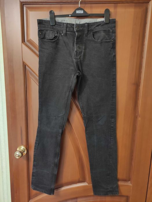 чоловічі чорні джинси  р.46-48/ W32
