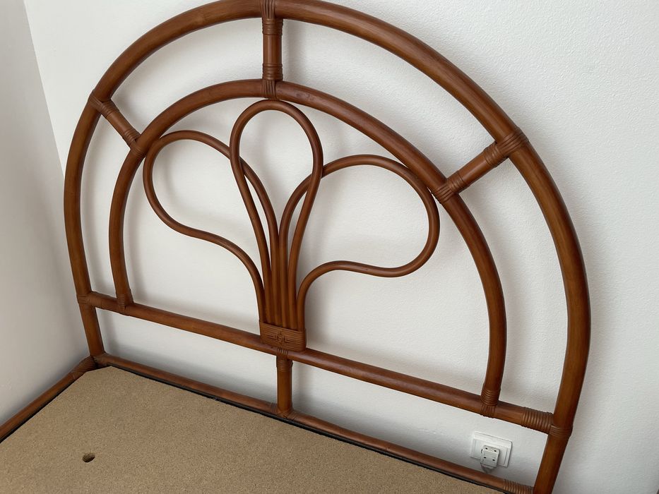 Cama de solteiro em bambu
