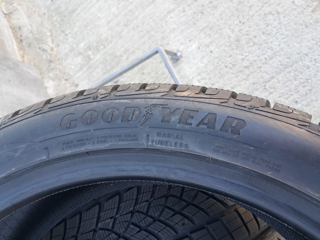 Резина зимова, НОВА, 245/45 R21 Good Year Ultra Grip Performance SUV