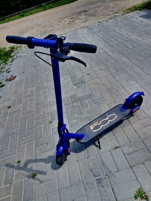 Hulajnoga elektryczna fiat 500 zadbana