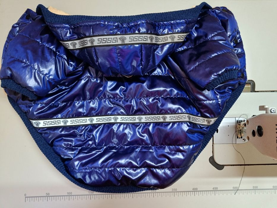 Одяг, куртка для собак. Одежда для собак