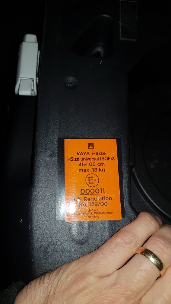 Fotelik samochodowy GB Vaya obrotowy 360  0-18kg (mam 2szt)