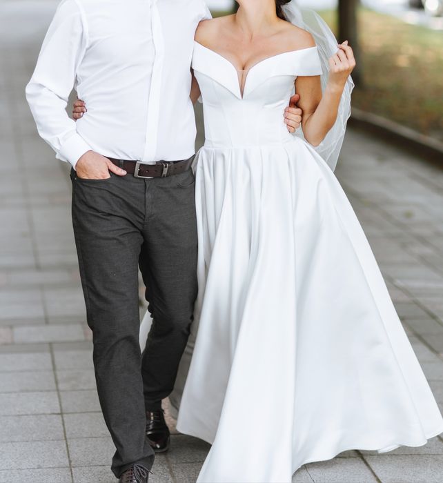 Весільне плаття 44 р.