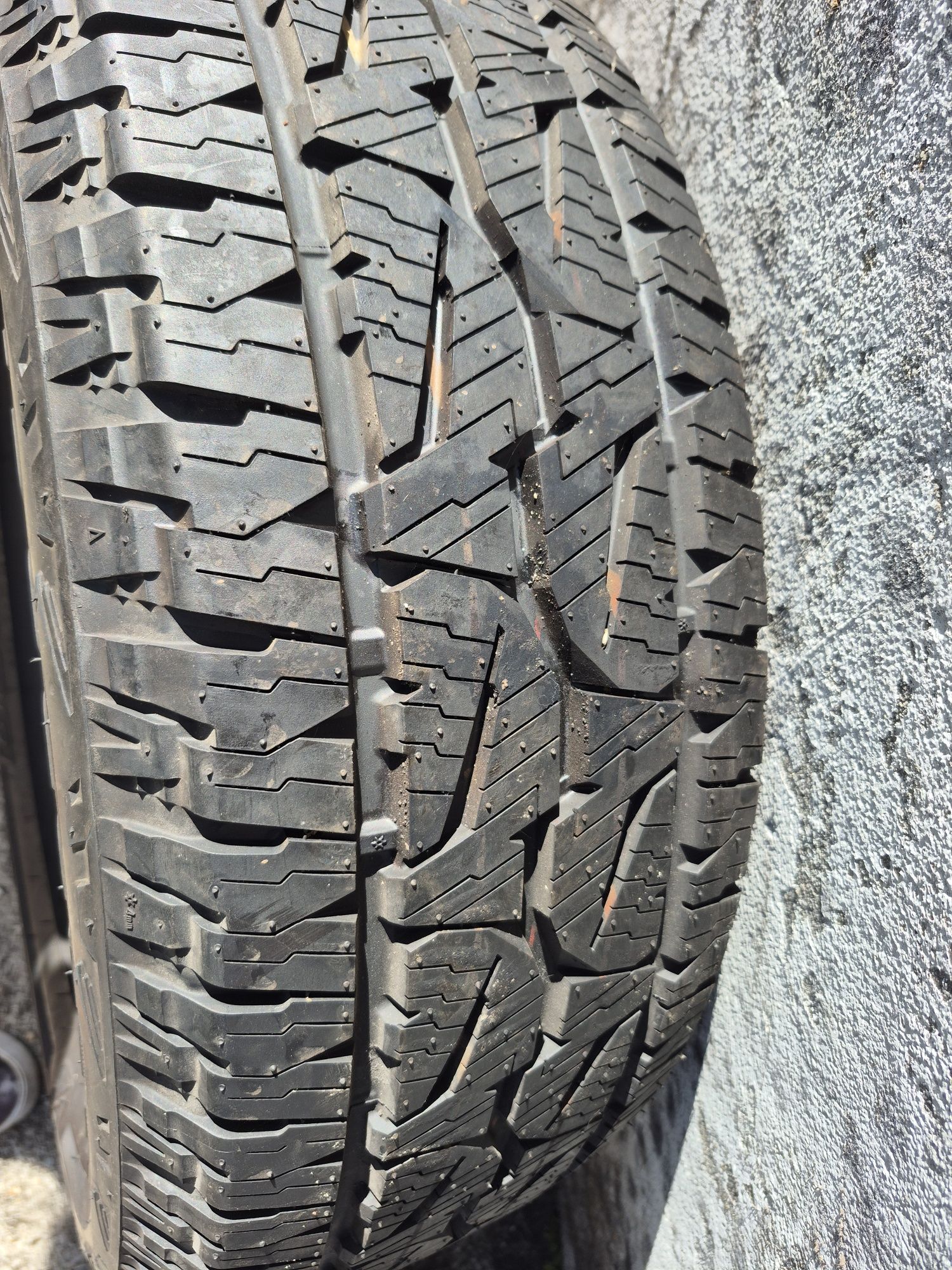 4 Pneus Bridgestone