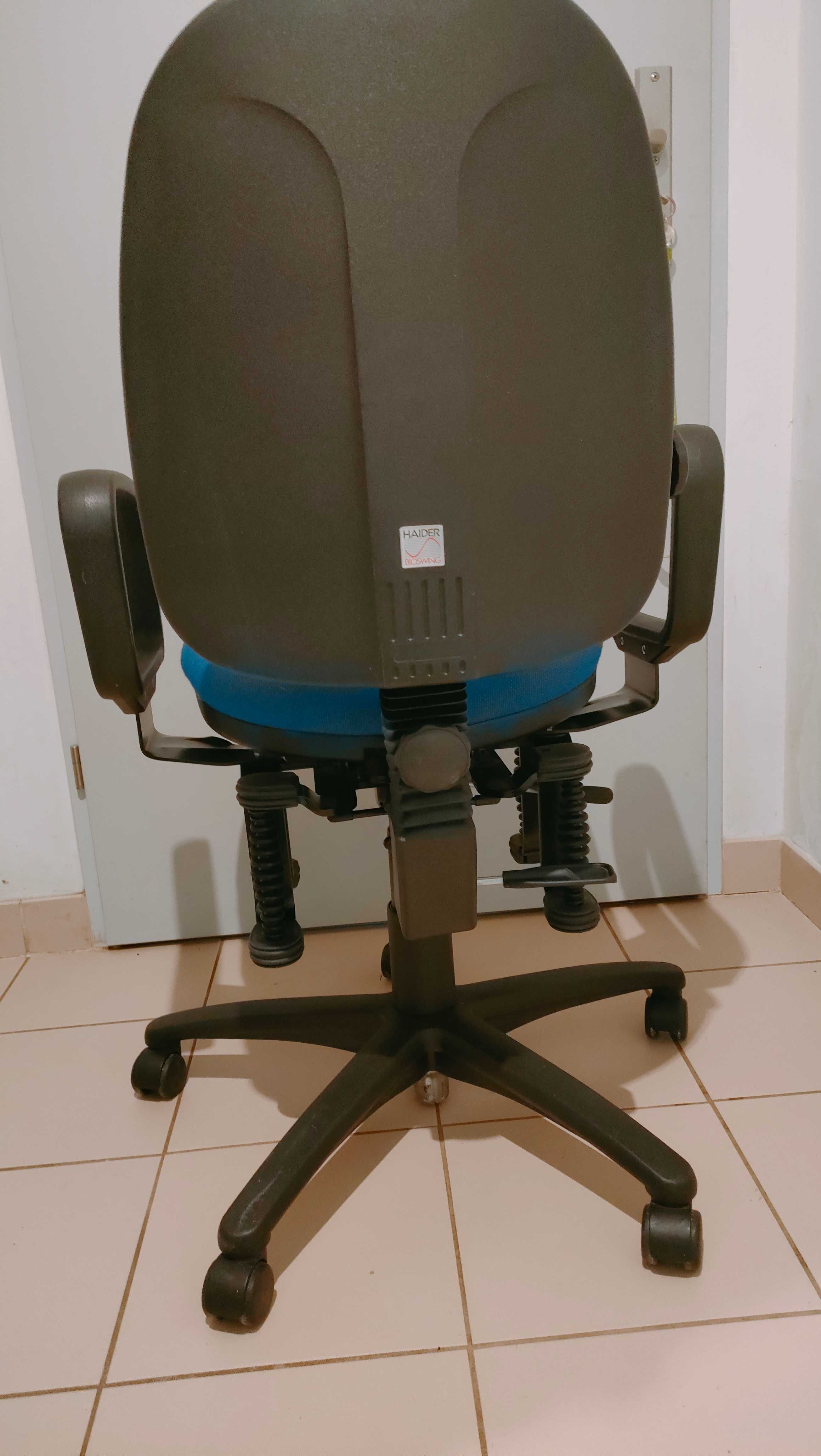 Fotel obrotowy system BIOSWING