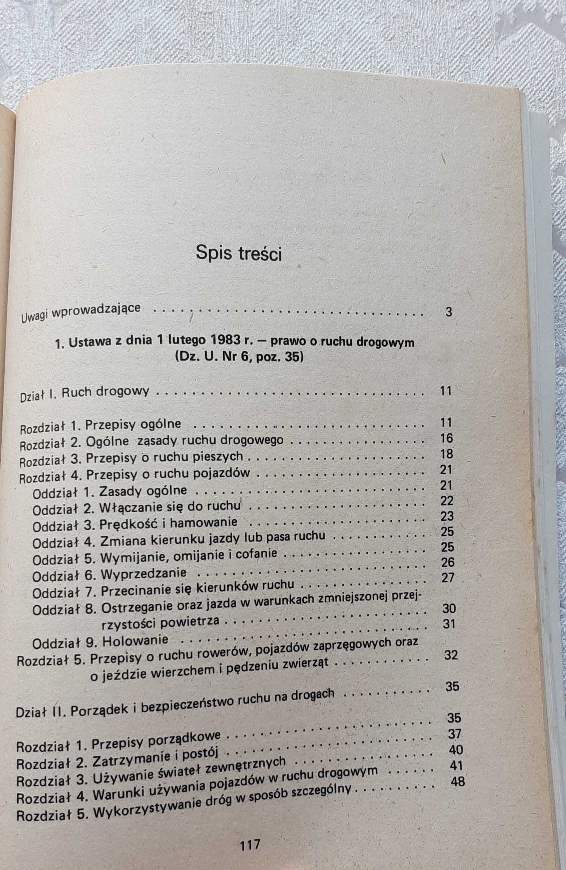 Książka "Prawo o ruchu drogowym kodeks drogowy 1984"