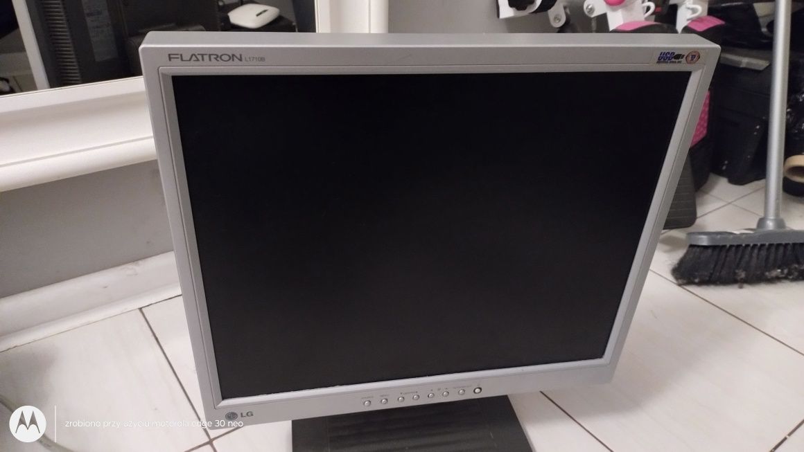 Sprzedam monitor LG