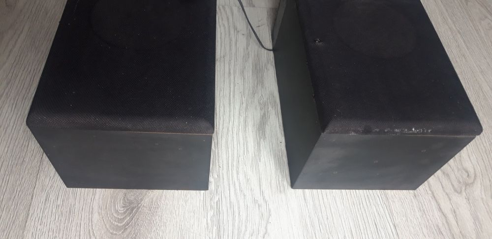 Kolumny skrzynki 25/15/13cm 2szt