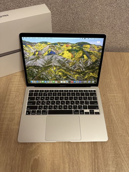 MacBook Air m1 8/256Gb 2020