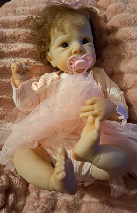 Boneca reborn 47cm. (Artigo novo)