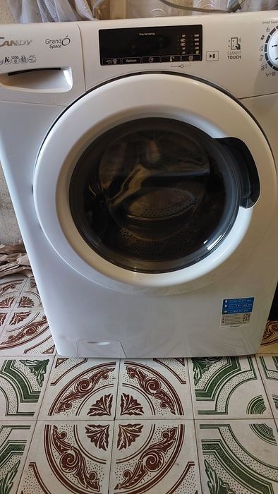 Машинка стиральна Candy бу в чудовому стані