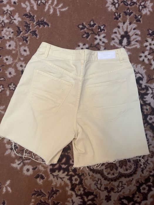 Жіночі джинсові шорти