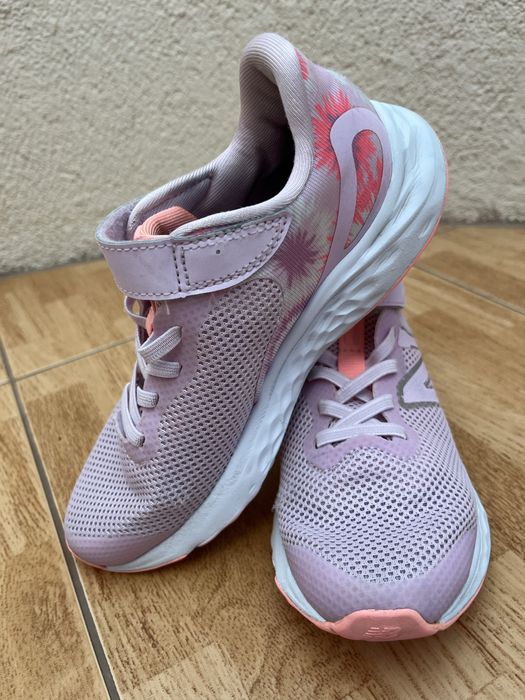 Кросівки New Balance на дівчинку, 33 розмір