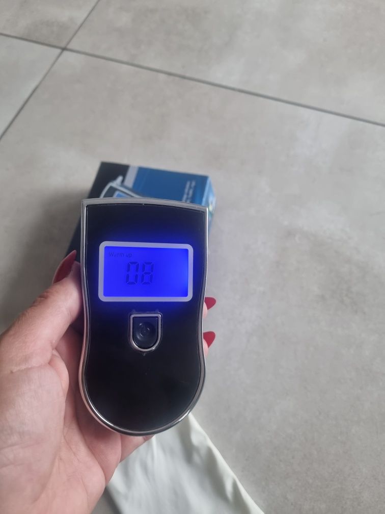 Alkomat Smart NOWY wraz z kompletem baterii i instrukcją