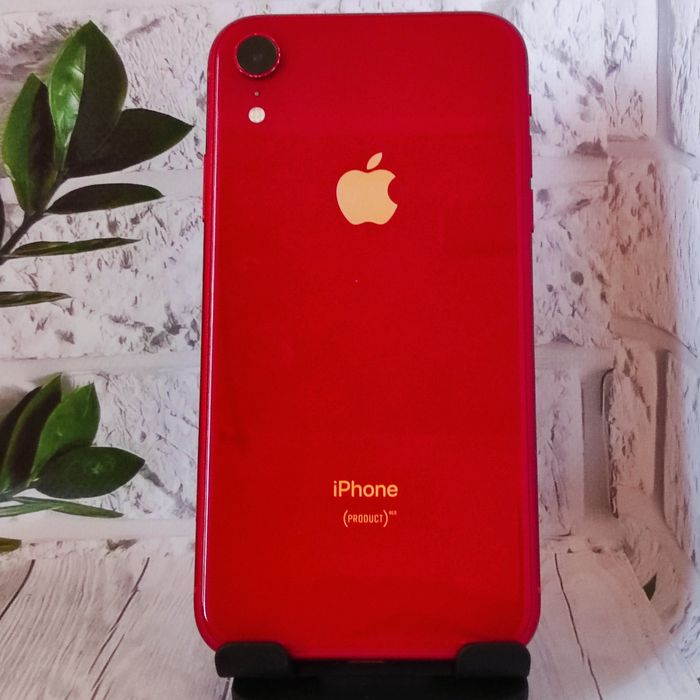 Смартфон Apple iPhone XR 64 GB Neverlock в хорошому стані