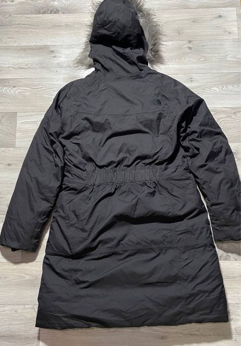 Жіноча пухова подовжена парка The North Face