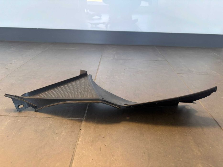 Prawe wypełnienie czaszy Osłona Owiewka Yamaha YZF-R125. 08-20 [5]