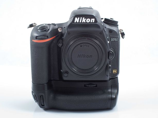 Nikon D750 stan idealny przebieg 10.ooo 2 baterie grip