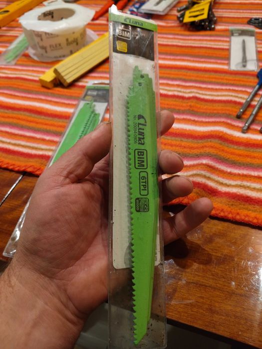 Brzeszczot piły szablastej BIM DREWNO/METAL 225mm 6TPI 5szt.