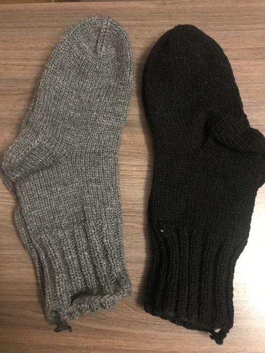 Вязаные носки теплые хорошие! Готовь сани летом…!