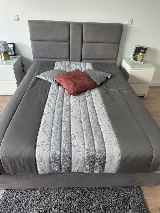 Cama casal Cinzenta