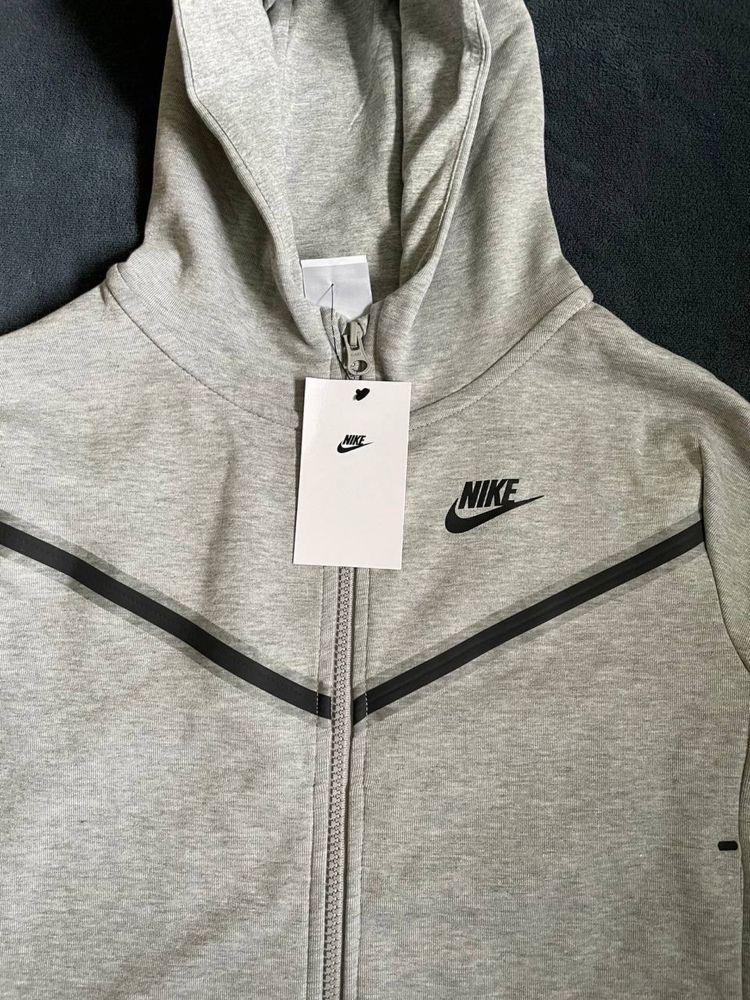 Nike кофта TECH FLEECE, нова з бірками!