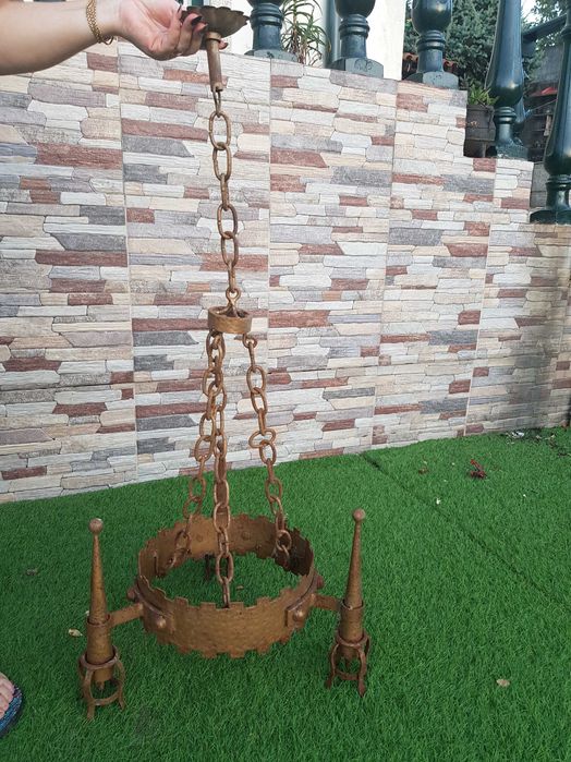 Candeeiro de ferro antigo