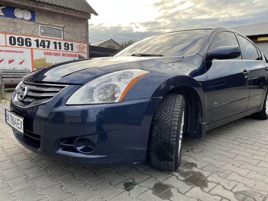 Nissan Altima hybrid