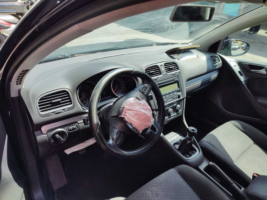 VW Golf 6 2.0 tdi Para Peças REF Motor - CBD REF Caixa -  LLL