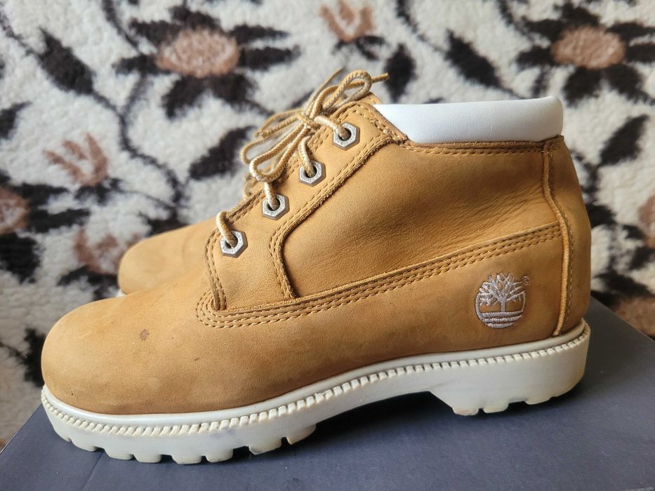 Super skórzane wodoodporne trzewiki Timberland Nellie Chukka wkł.24 cm