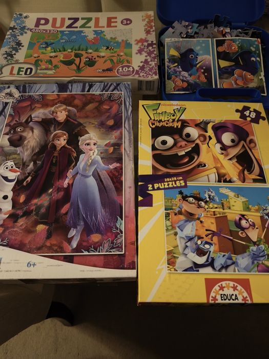 Vendo pazzels,jogos,livros