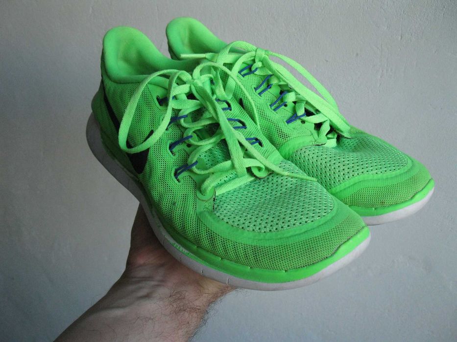 Продам Кроссовки для бега NIKE WMNS FREE 5.0 стелька 26 см