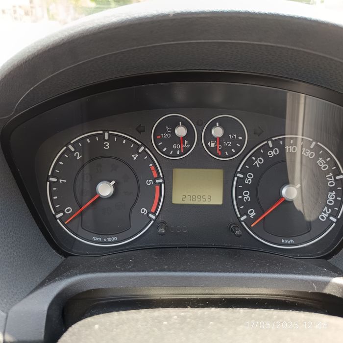 Ford Fiesta Comercial