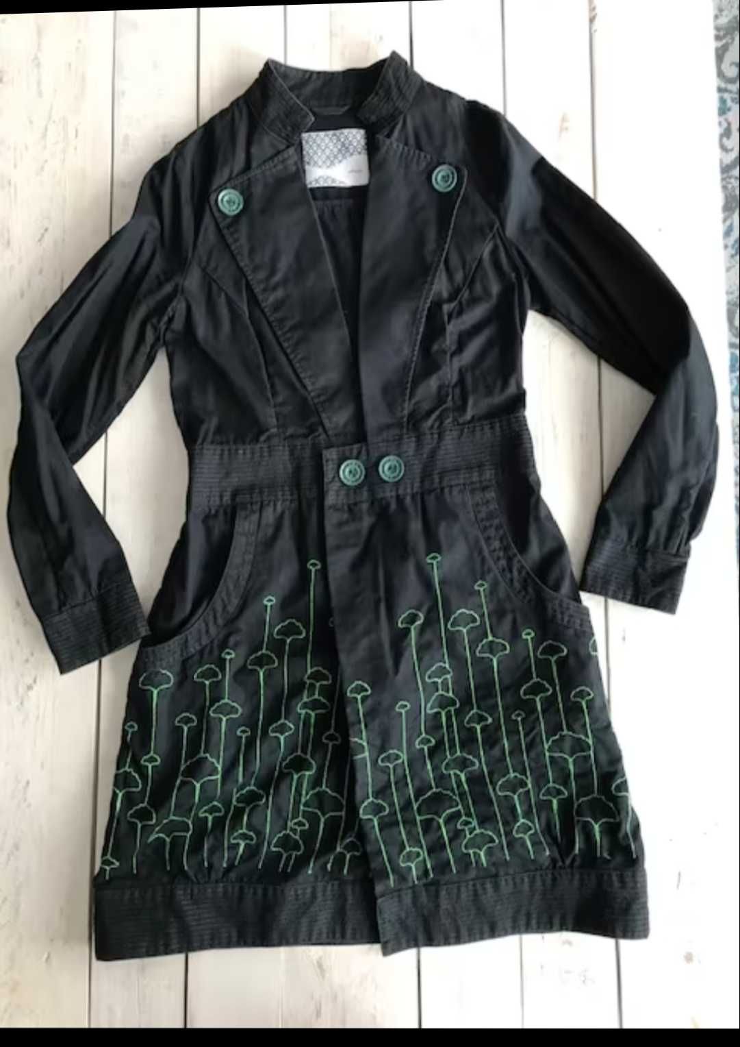 Trench coat ( casaco impermeável)da skunkfunk novo